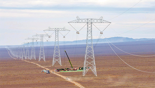On-site view of the Hami–Chongqing ±800kV UHVDC transmission project